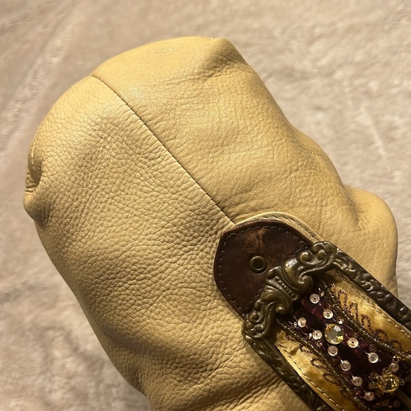 BETSEY JOHNSON Baroque Betsey Collection - Picture 16 of 17